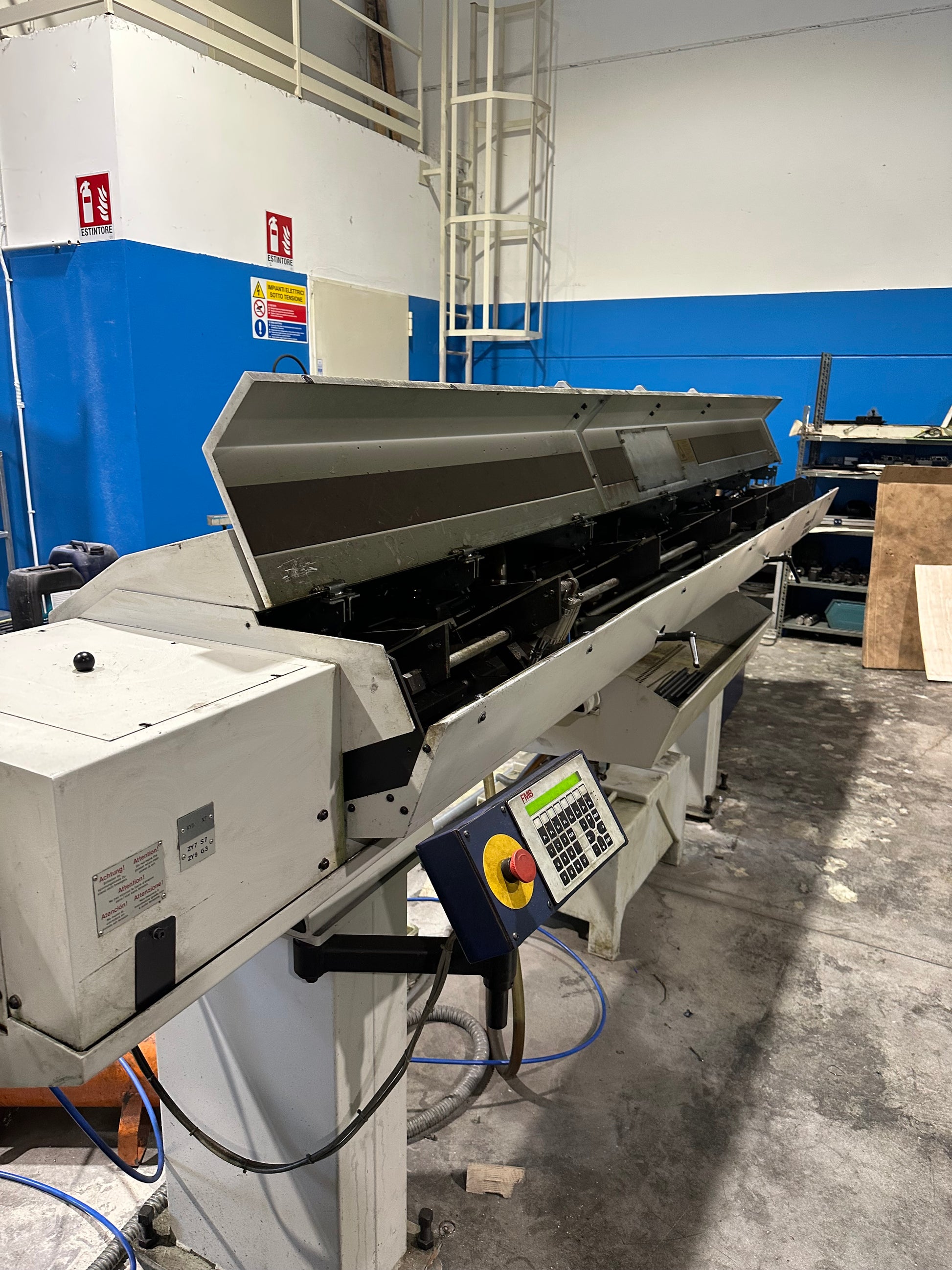 Tornio automatico TORNOS BECHLER DECO 2000/26 usato con caricatore FMB Robobar il Metalmeccanico Di M