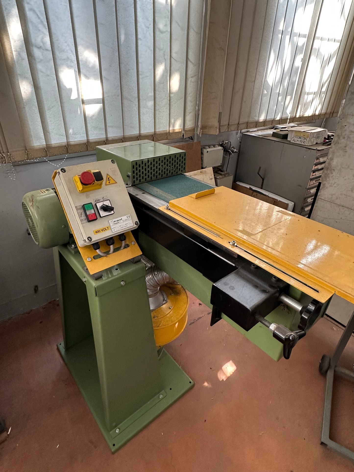 Levigatrice a nastro Marpol R 306 usata 400V il Metalmeccanico Di M