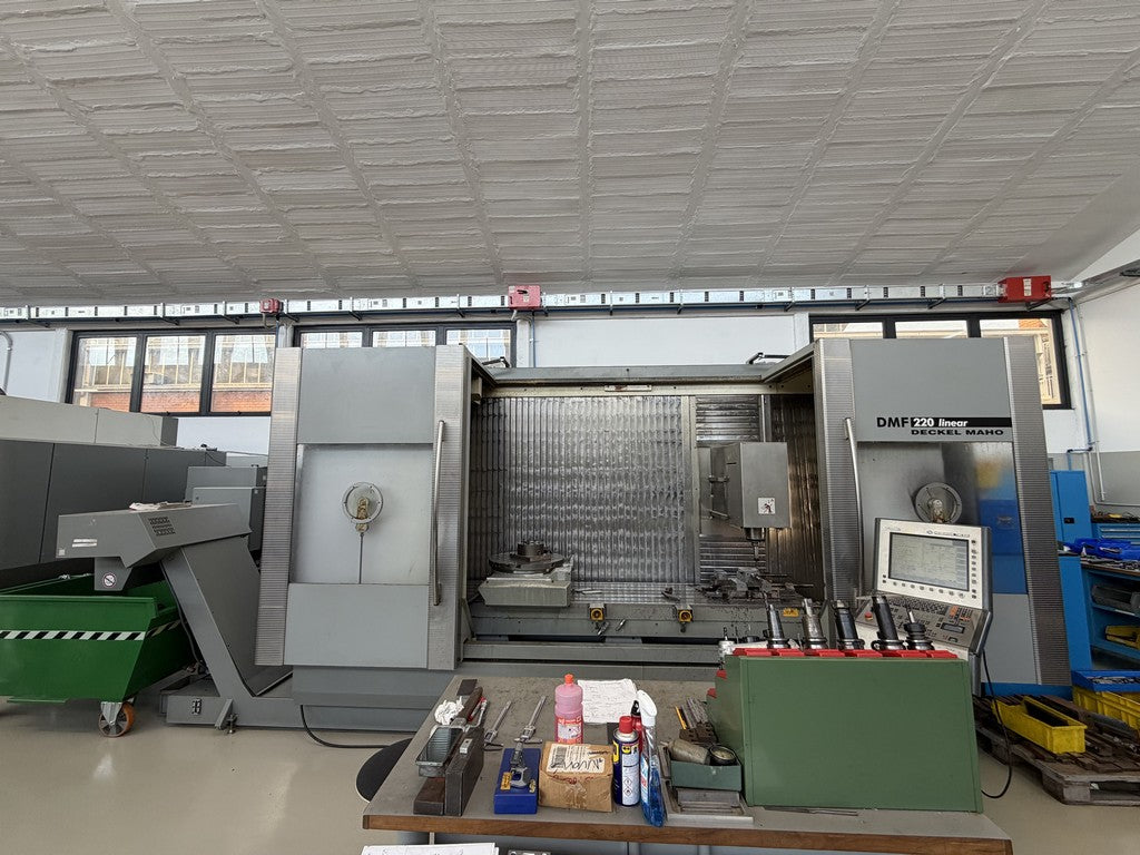 Centro di lavoro 5 assi DMG DMF 220 Linear usato il Metalmeccanico Di M
