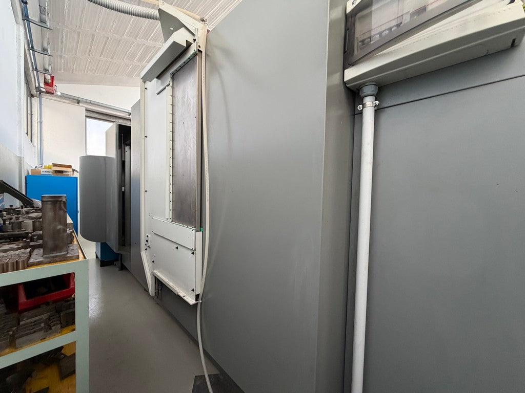 Centro di lavoro 5 assi DMG DMF 220 Linear usato il Metalmeccanico Di M