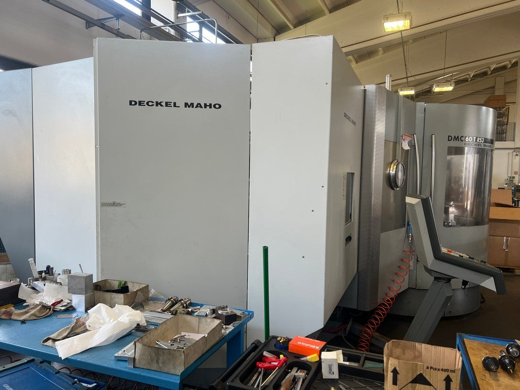 Centro di lavoro 5 assi pallettizzato DMG DMC 60T RS3 usato