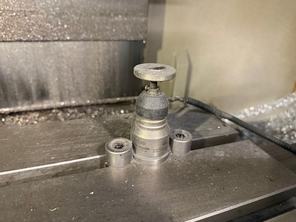 Centro di lavoro verticale BRIDGEPORT XR 1000 usato il Metalmeccanico Di M
