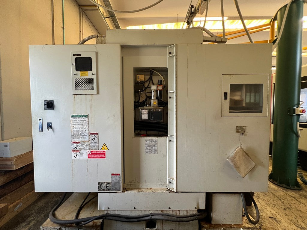 Centro di lavoro verticale QUASER MV 204 II usato