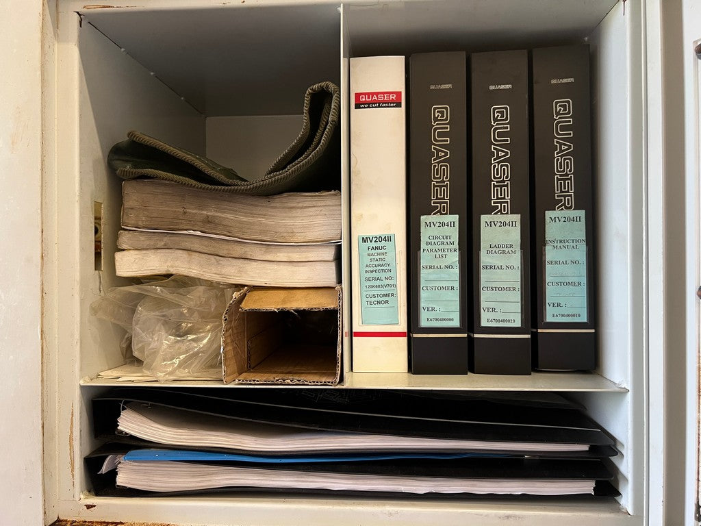 Centro di lavoro verticale QUASER MV 204 II usato