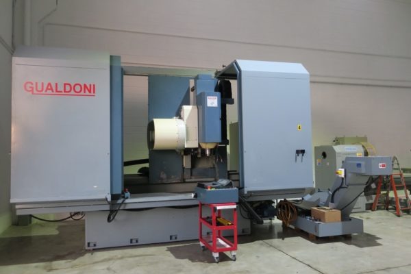 Centro di lavoro verticale a montante mobile GUALDONI GV 400 usato