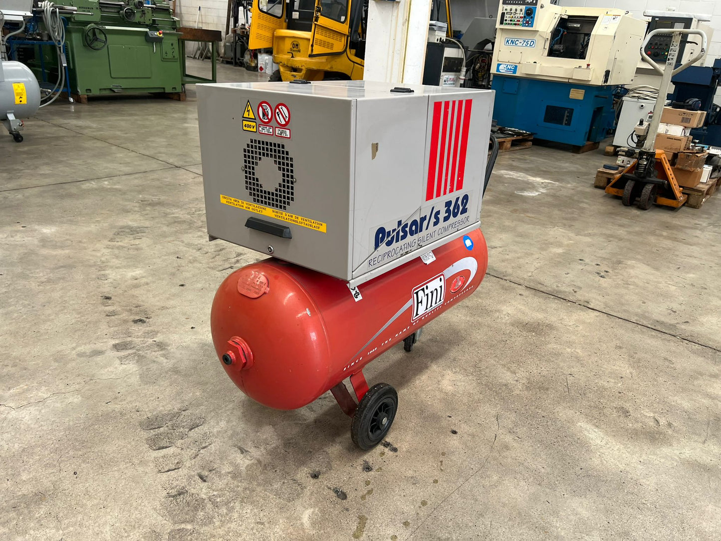 Compressore silenzioso professionale FINI PULSAR S 362T 100 usato
