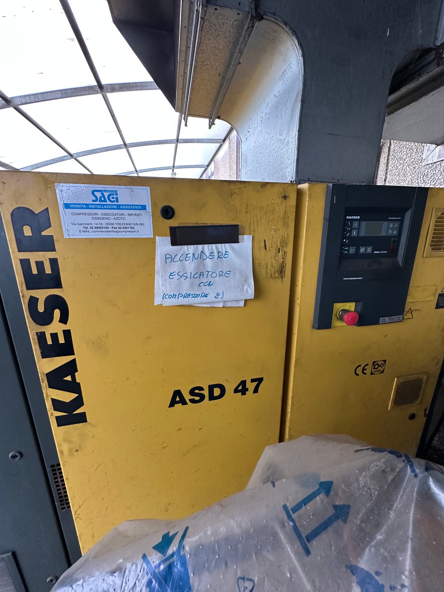 Compressore a vite KAESER ASD 47 SFC Usato