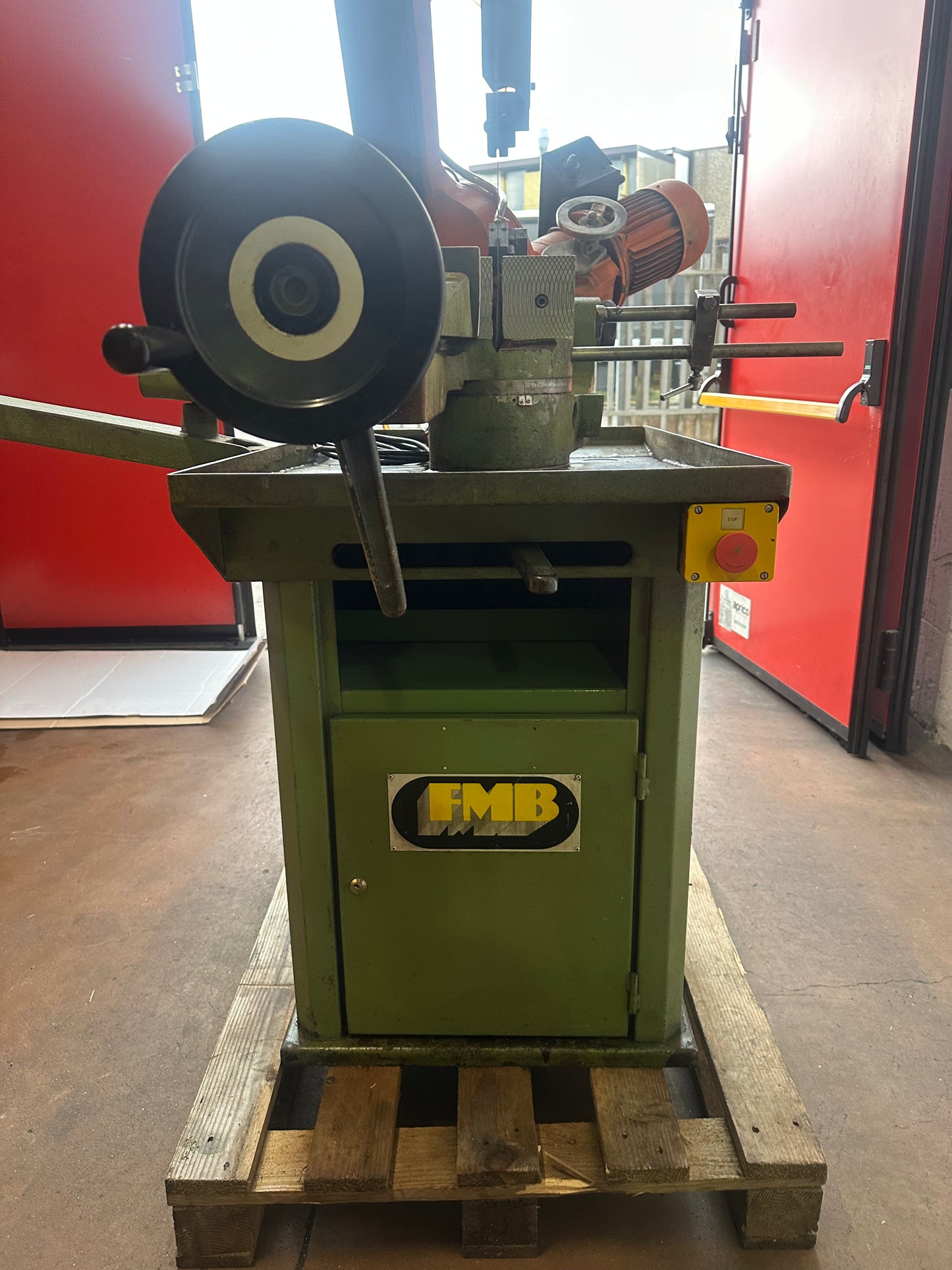 Segatrice a nastro FMB – 380V usata il Metalmeccanico Di M