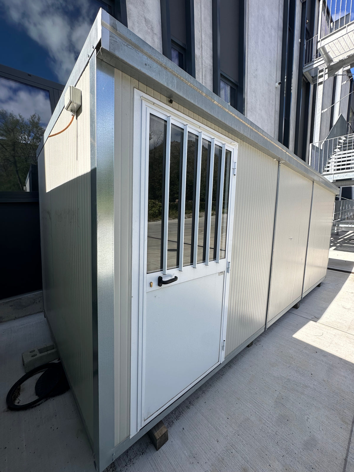 Novobox modulo prefabbricato coibentato uso ufficio / magazzino – circa 6,4 × 2,4 m – usato pari al nuovo il Metalmeccanico Di M