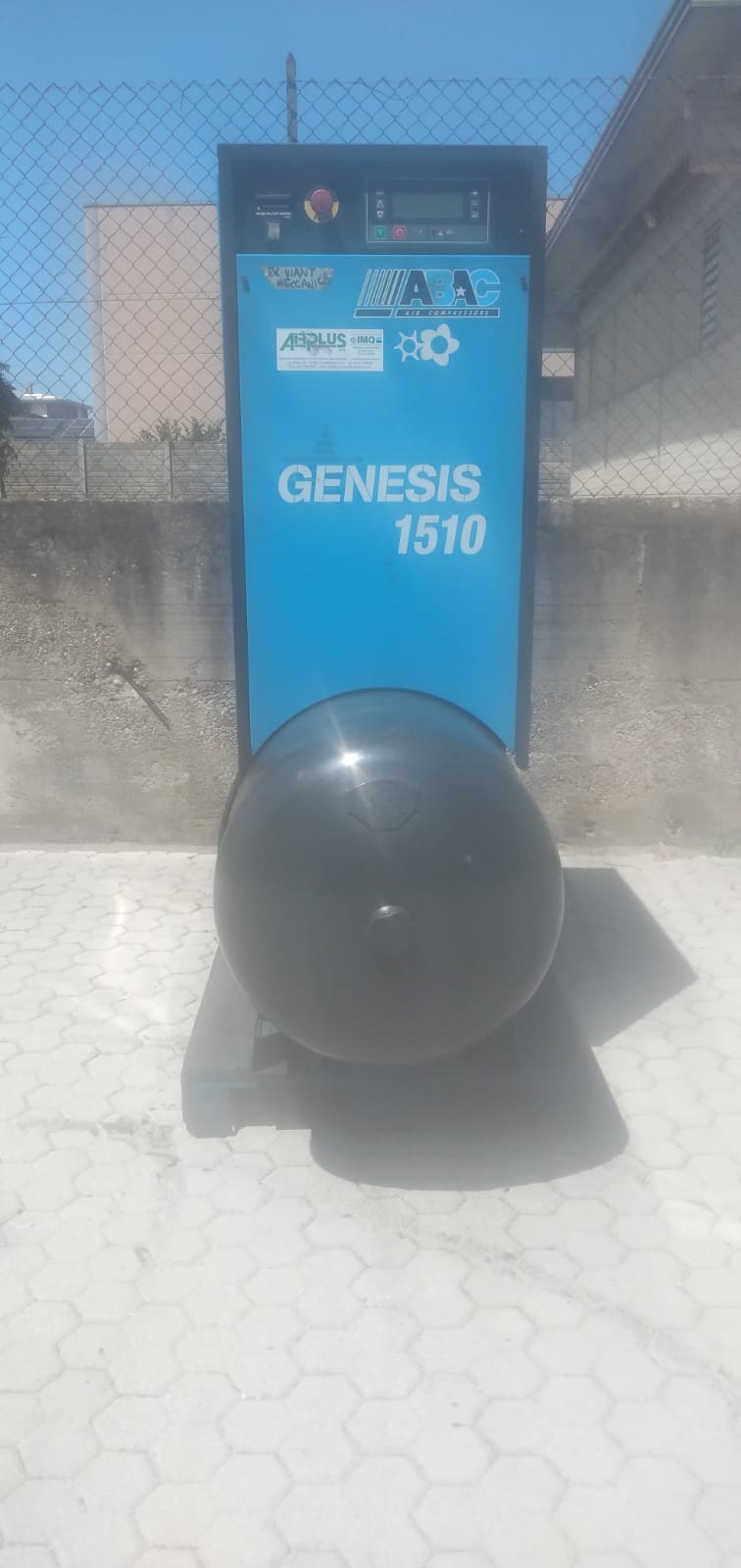 ABAC GENESISS GE15 – Compressore a vite 11 kW (15 HP) – 10 bar – 1500 l/min – Combinata con serbatoio + essiccatore integrato il Metalmeccanico Di M