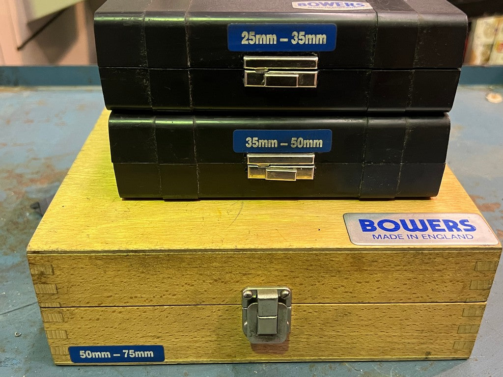 Set micrometri a tre punte per interni BOWERS usato