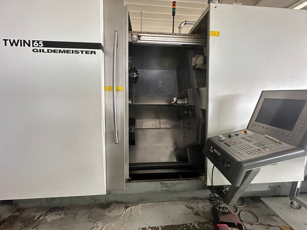 Tornio cnc GILDEMEISTER TWIN 65 bimandrino asse Y + B usato