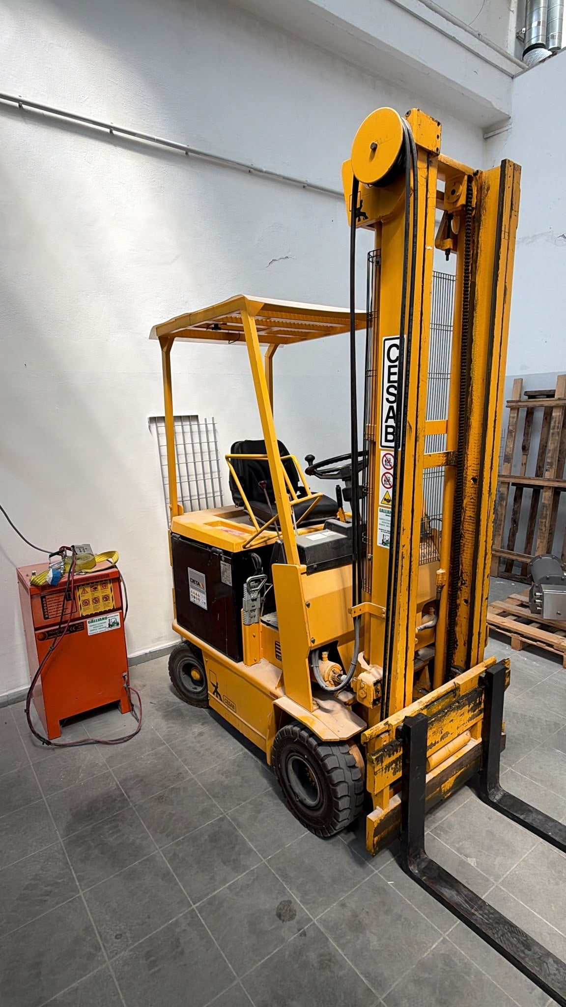 Muletto elettrico CESAB ECO D16-4 usato – Portata 1.600 kg – Montante 4,2 m il Metalmeccanico Di M