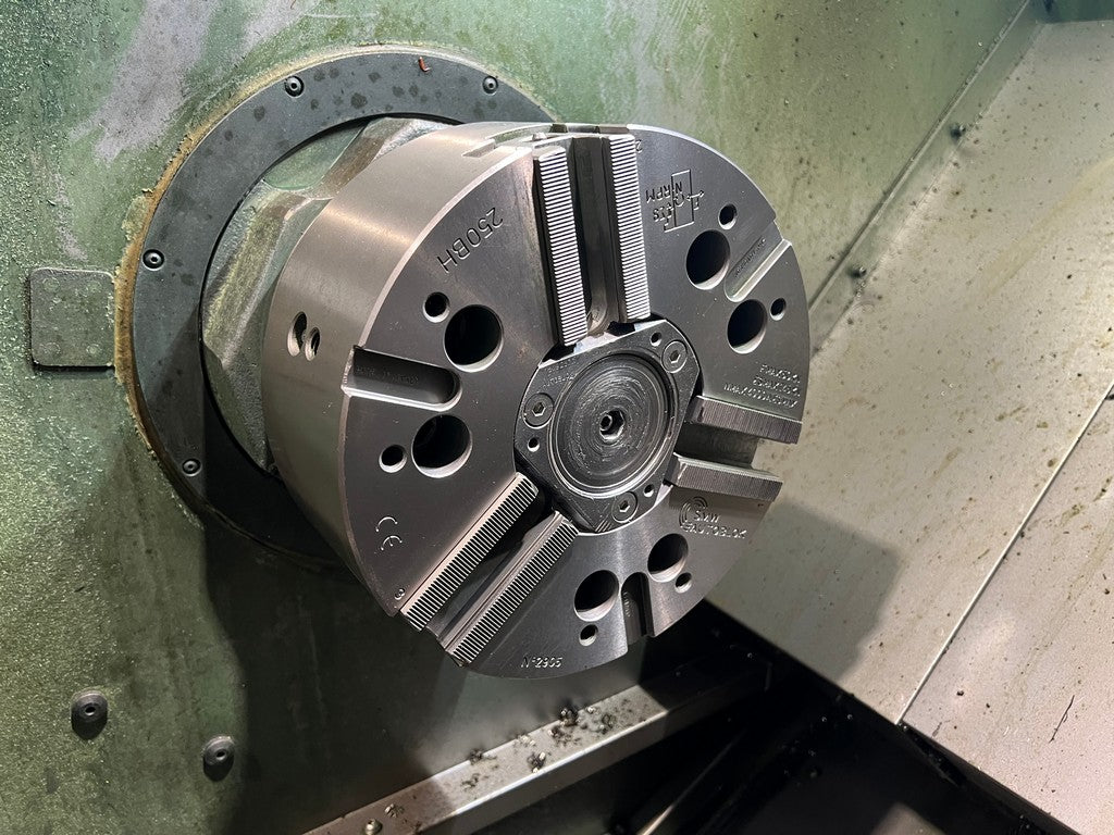 Tornio cnc 3 assi HARDINGE CONQUEST T51 motorizzato usato