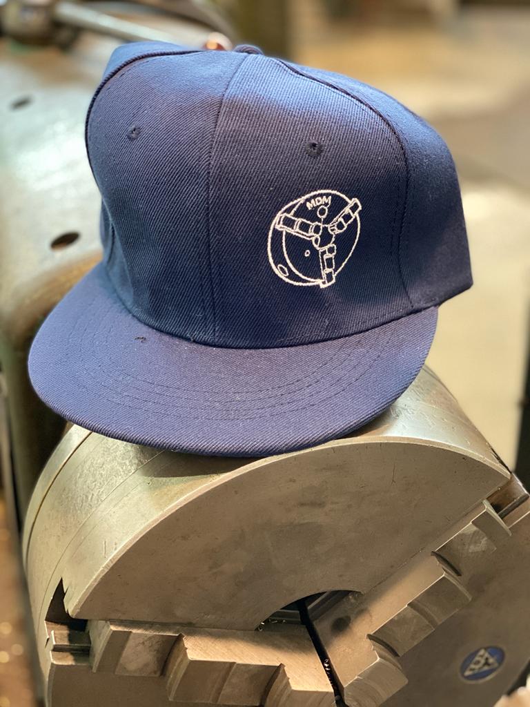 Cappello uomo visiera piatta "mandrino"