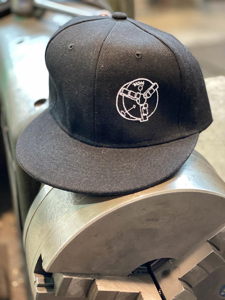 Cappello uomo visiera piatta "mandrino"